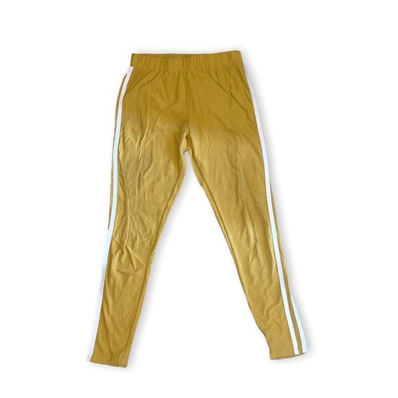 Feathers Womans Fleece-Lined Yellow White Striped High Waist Cropped Leggings - Picture 13 of 15